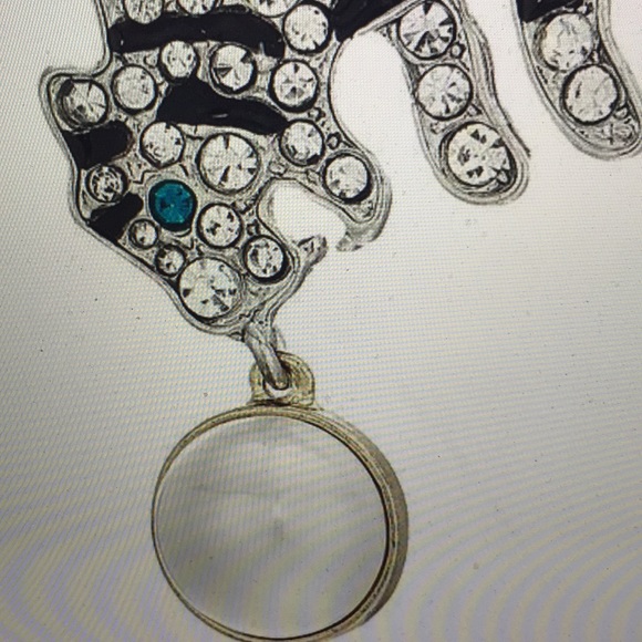 🐅BETSEY JOHNSON PEARL TIGER MISMATCH EARRINGS - Picture 5 of 7